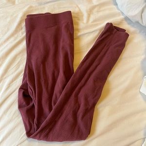Old Navy pink ribbed leggings